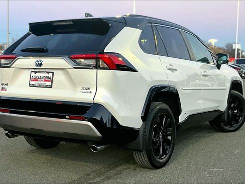 Used 2024 Toyota RAV4 XSE image 12