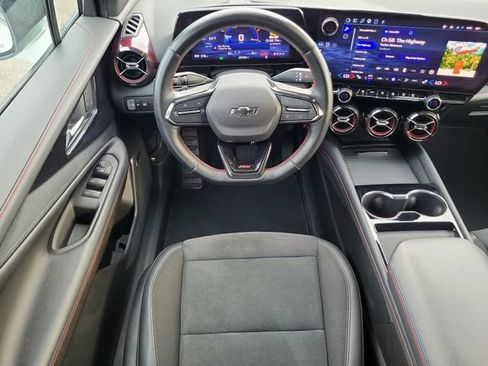 Used 2024 Chevrolet Blazer EV RS RWD image 9