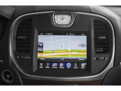 Used 2015 Chrysler 300 C Platinum w/ Light Group RWD image 24
