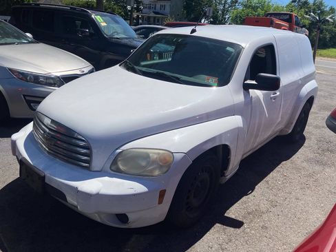 Used 2010 Chevrolet HHR LS FWD image 1