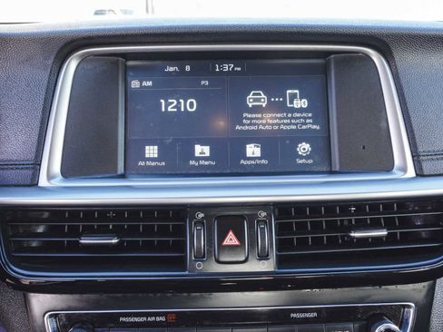 Used 2020 Kia Optima S image 19