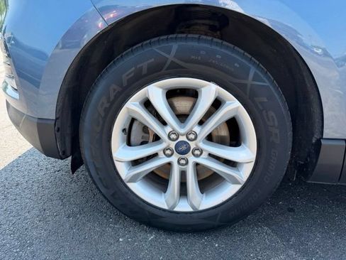 Used 2019 Ford Edge SEL w/ Equipment Group 201A AWD/4WD image 21