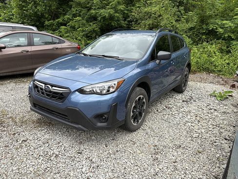 Used 2023 Subaru Crosstrek 2.0i image 1