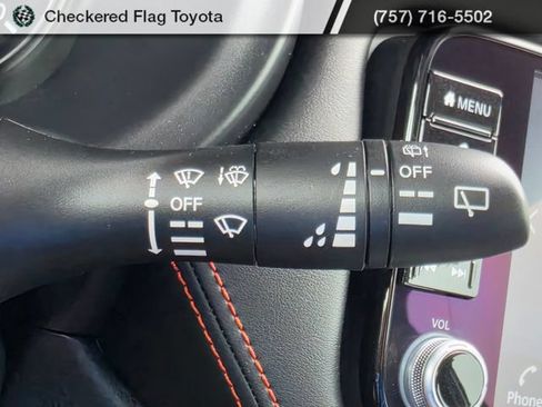 Used 2024 Nissan Kicks SR w/ SR Premium Package FWD image 29