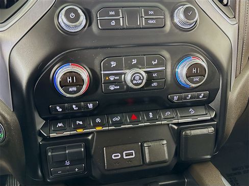 Used 2019 GMC Sierra 1500 SLT w/ SLT Premium Plus Package image 23