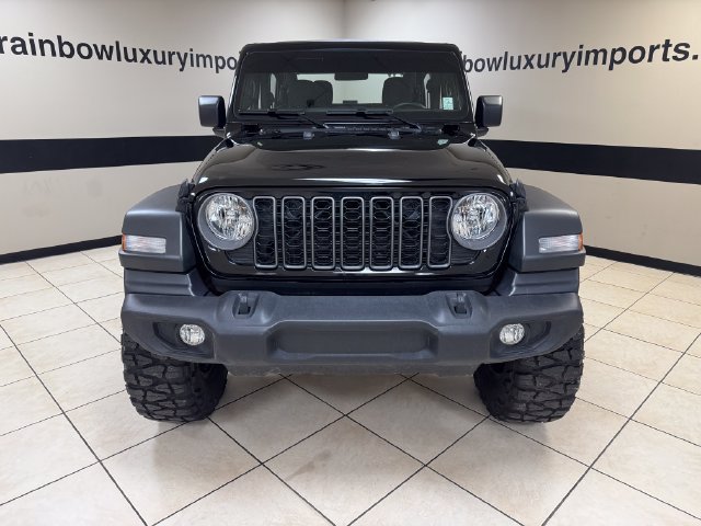 Used 2026 Jeep Wrangler Sport AWD/4WD image 2