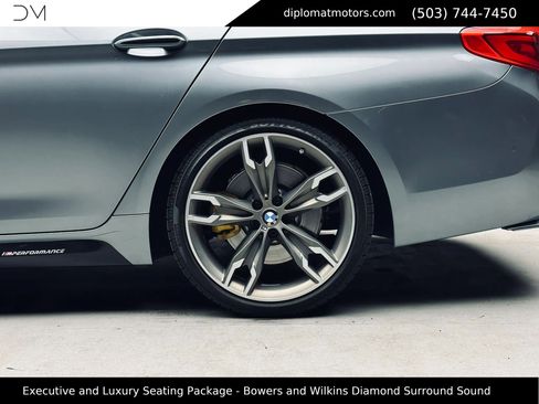 Used 2018 BMW M550i xDrive w/ Driving Assistance Package AWD/4WD image 42