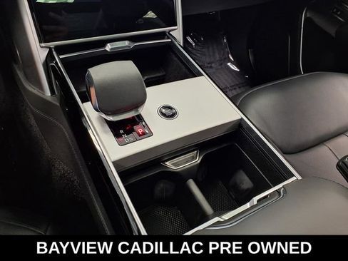 Used 2025 Land Rover Range Rover Long Wheelbase Autobiography AWD/4WD image 23