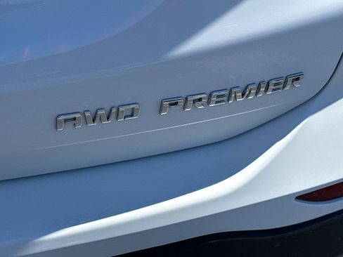 Certified 2024 Chevrolet Equinox Premier AWD/4WD image 8