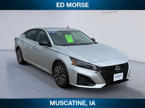 Used 2024 Nissan Altima 2.5 SV FWD image 7