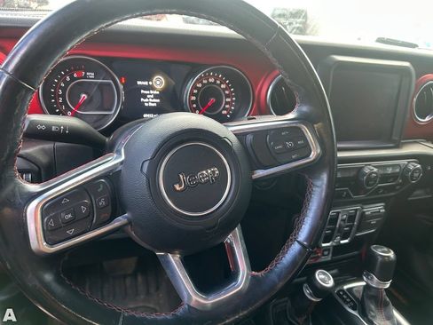 Used 2020 Jeep Wrangler Unlimited Rubicon AWD/4WD image 9