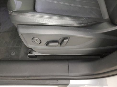 Used 2019 Audi Q5 Prestige image 24