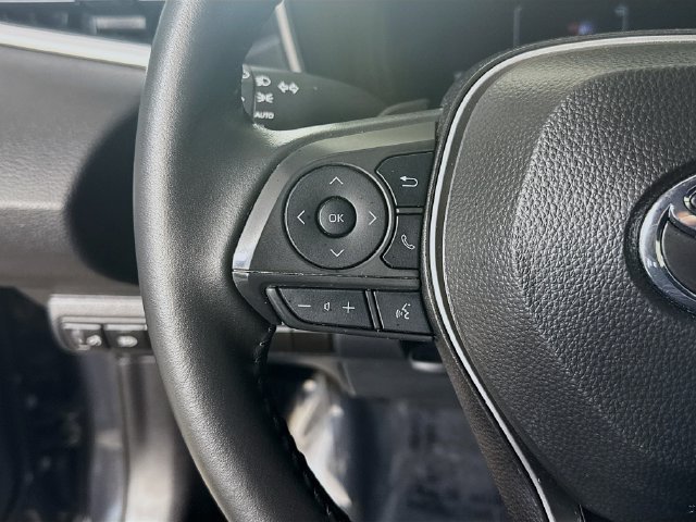 Used 2024 Toyota Corolla XSE FWD image 13