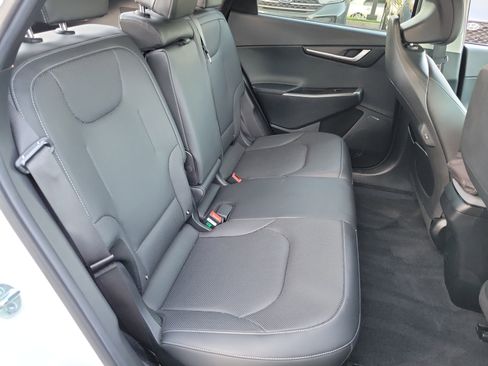 Used 2024 Kia EV6 Wind image 21