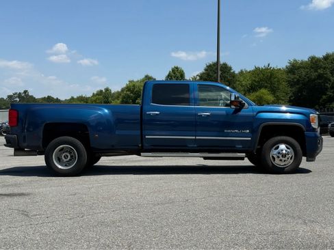 Used 2016 GMC Sierra 3500 Denali w/ Duramax Plus Package AWD/4WD image 8