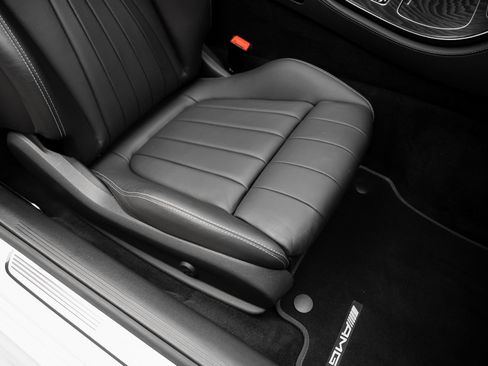 Used 2023 Mercedes-Benz E 450 Coupe image 65