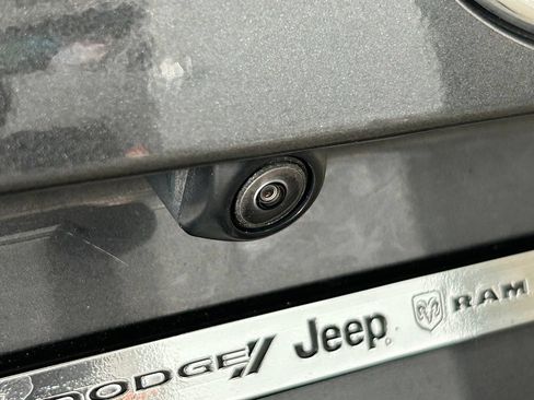Used 2025 Toyota RAV4 LE FWD image 39
