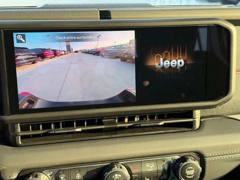 New 2026 Jeep Gladiator Rubicon AWD/4WD image 15