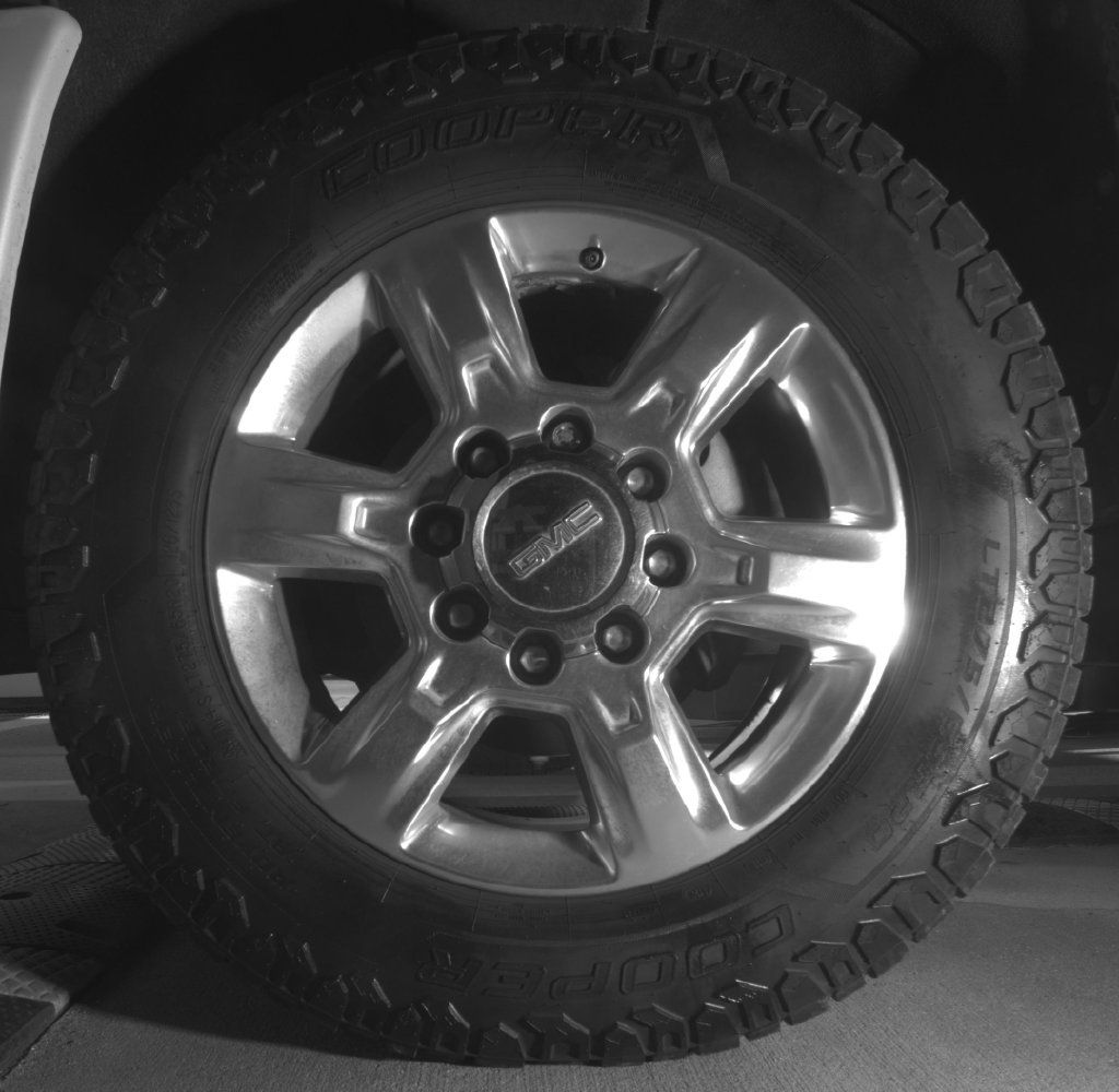 Used 2018 GMC Sierra 2500 Denali w/ Duramax Plus Package AWD/4WD image 11