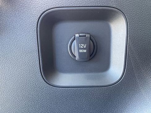 New 2026 Kia Sportage EX image 18
