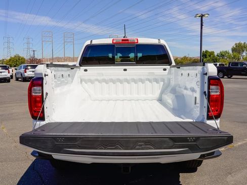 New 2026 GMC Canyon Elevation w/ Technology Package RWD image 9