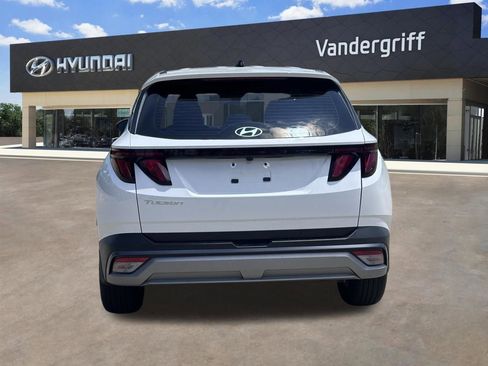 Used 2026 Hyundai Tucson SE FWD image 9