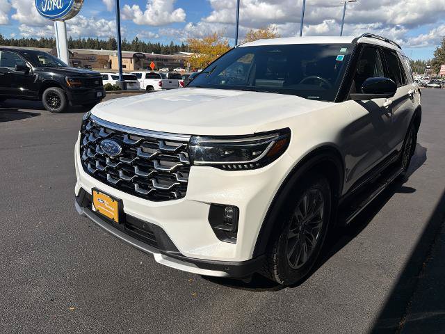 Certified 2025 Ford Explorer Platinum AWD/4WD image 3