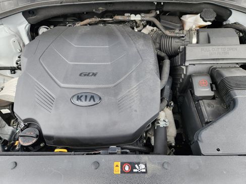 Used 2019 Kia Sorento FWD V6 image 18