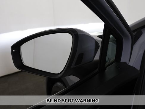 Used 2021 Volkswagen ID.4 Pro S image 6