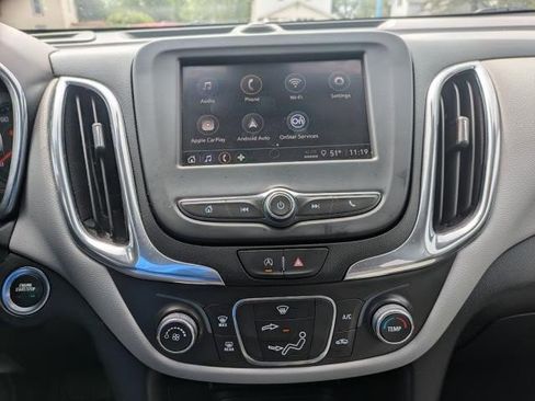 Used 2022 Chevrolet Equinox LT image 10