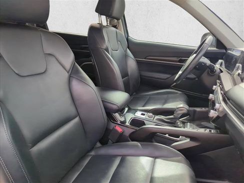 Used 2024 Kia Telluride S image 22