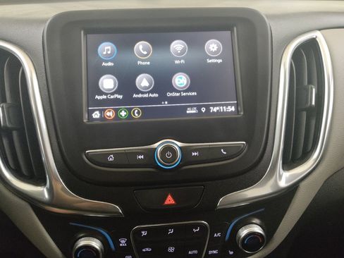 Used 2019 Chevrolet Equinox LT FWD image 25
