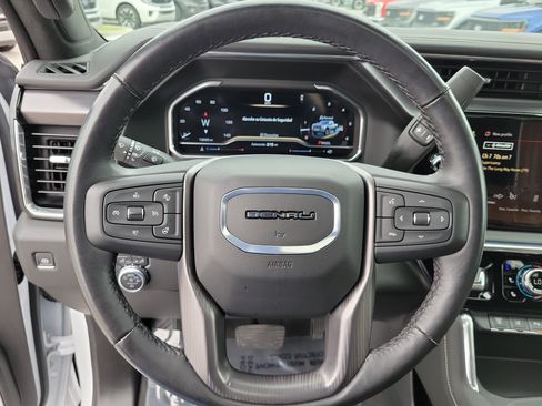 Used 2025 GMC Sierra 2500 Denali Ultimate AWD/4WD image 27