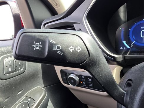 Used 2020 Ford Escape Titanium AWD/4WD image 31