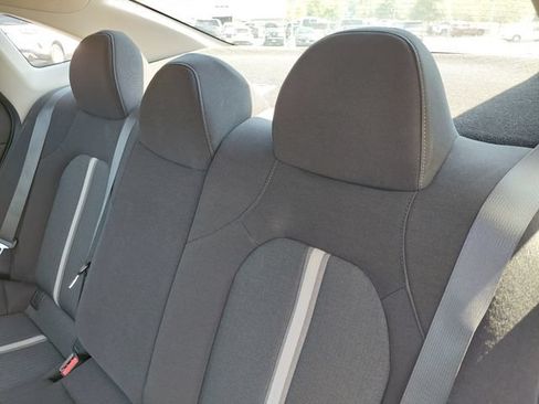 Used 2023 Hyundai Sonata SE FWD image 14