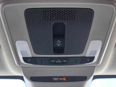 Used 2026 Honda HR-V EX-L image 26