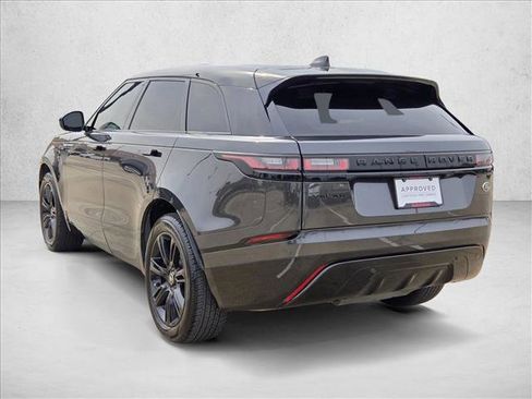 Certified 2022 Land Rover Range Rover Velar R-Dynamic S image 3