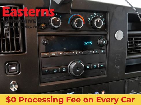 Used 2021 Chevrolet Express 2500 RWD image 15
