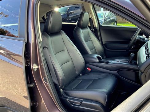 Used 2019 Honda HR-V EX-L image 9