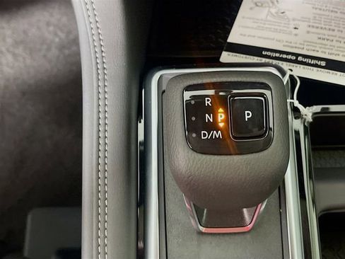 New 2026 Nissan Pathfinder Platinum image 12