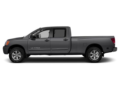 Used 2015 Nissan Titan SL w/ SL Moonroof Package AWD/4WD image 3