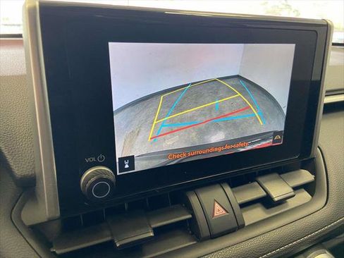 Certified 2023 Toyota RAV4 XLE w/ Convenience Package image 27