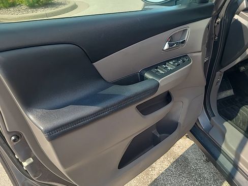Used 2016 Honda Odyssey EX-L image 11