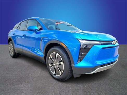 New 2024 Chevrolet Blazer EV LT image 2