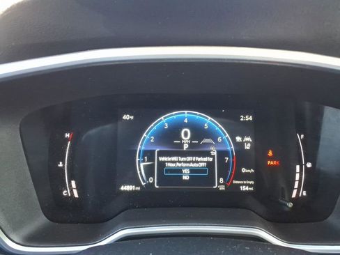 Certified 2023 Toyota Corolla Cross XLE w/ Convenience Package image 8