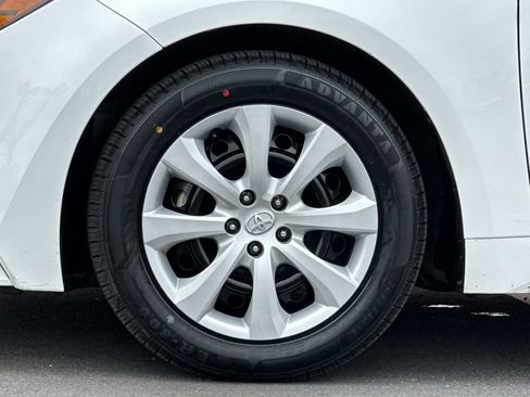 Used 2023 Toyota Corolla LE FWD image 21
