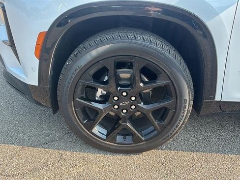 Used 2026 Chevrolet Traverse RS AWD/4WD image 11