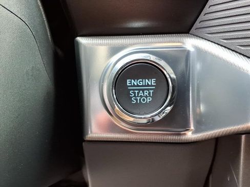 New 2025 Ford F150 Lariat w/ Equipment Group 502A High image 25