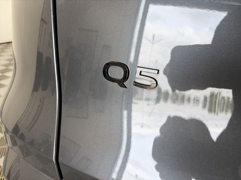 Used 2025 Audi Q5 Premium Plus AWD/4WD image 16