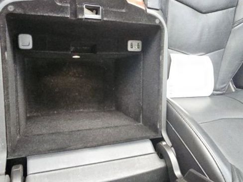 Used 2016 Cadillac Escalade Luxury image 56